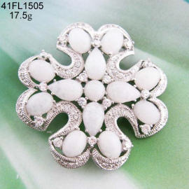 Brooch (Broche)