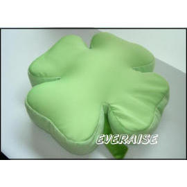 Clover Cushion With Microbead Filled