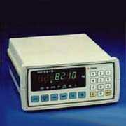 HB-8210A/B Digital Weighing Indicators (HB-8210A / B Digital Wäge-Indikatoren)
