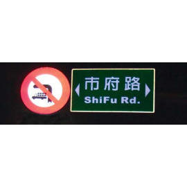 LED TRAFFIC SIGNS (LED TRAFFIC SIGNS)