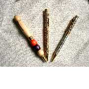 Pens: (Stylos:)