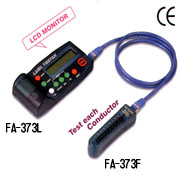 Cable tester with LCD monitor (Testeur de câble avec écran LCD)