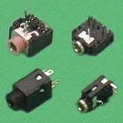 3.5mm earphone jack (3,5 mm Kopfhöreranschluss)