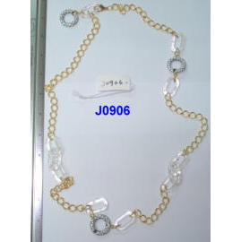 CHAIN NECKLACE