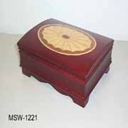Wood jewelry box (Holz Schmuckkästchen)
