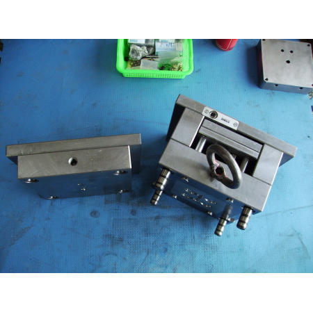 Plastic injection mold (Plastic Injection Mold)