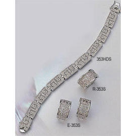 Ring,Earring & Bracelet set (Ring,Earring & Bracelet set)