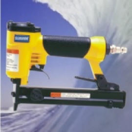 AIR NAILER, STAPLER, PINNER (AIR CLOUEUR, agrafeuse, Pinner)