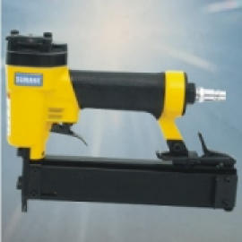 AIR NAILER, STAPLER, PINNER (AIR CLOUEUR, agrafeuse, Pinner)