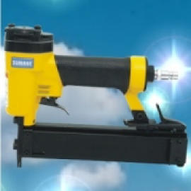 AIR NAILER, STAPLER, PINNER (AIR CLOUEUR, agrafeuse, Pinner)