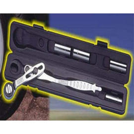 Nut Cranker (Viehicle Lug Nut Ratchet Wrench) (Patented) (Орех Cranker (Viehicle Lug Nut Ratchet ключ) (запатентовано))