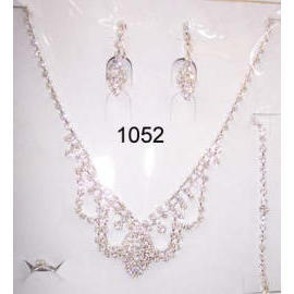 Necklace set (Necklace set)