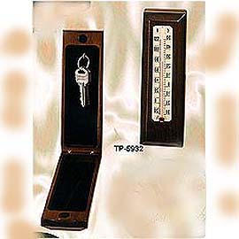 Key Wood Box, thermometer (Key Wood Box, Thermometer)