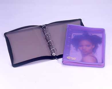 1 1/2`` 4 ``0`` RING BINDER , F/C ; WITH SEWING & ZIPPER (1 1 / 2``4``0``de reliures, F / C; AVEC COUTURE-ZIPPER)