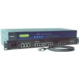 Terminal Servers-8/16-Port Dual-LAN, RS-232 Async Servers (Terminal Servers-8/16-Port Dual-LAN, RS-232 serveurs Async)