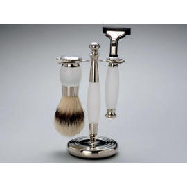 SHAVING SET (SET DE RASAGE)