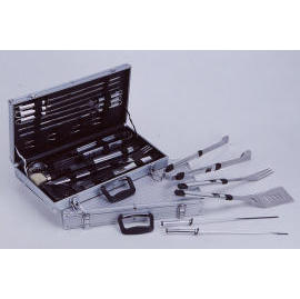 18pcs BBQ set w / alumium case (18pcs BBQ set w / alumium case)