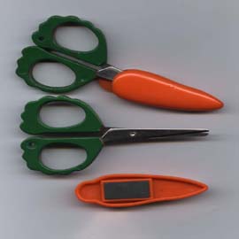 Scissors With Magnet and Cover for Kitchen LC-68B (Scissors With Magnet and Cover for Kitchen LC-68B)