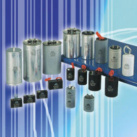 Capacitors For Electrical Apparatus (Condensateurs pour appareils électriques)
