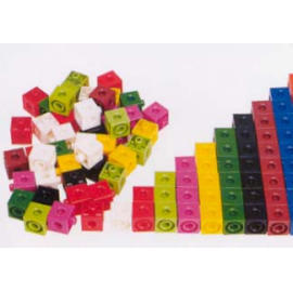 2cm linking cubes (2cm linking cubes)