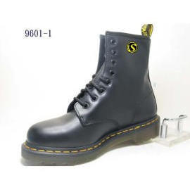 Leather boots (Кожаная обувь)