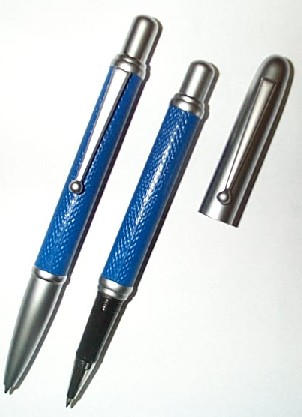 LEATHER BALL/ROLLER PEN (CUIR BALL / ROLLER PEN)