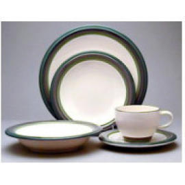 COLOR BANDED DINNER SET (COULEUR BANDED DINNER SET)