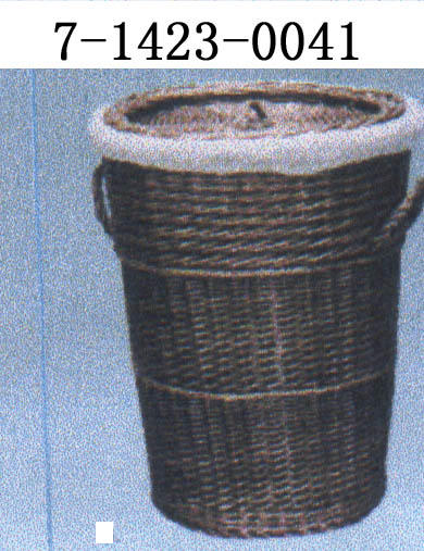 RATTAN BASKET (ROTIN PANIER)