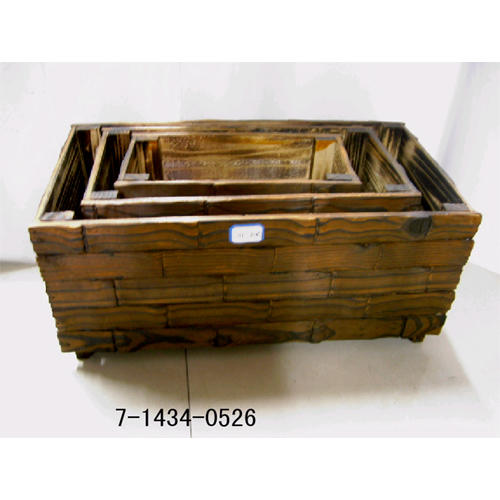 WOODEN PLANTER (WOODEN PLANTER)