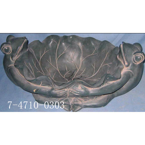 TWO FROG HOLD PLANTER (DEUX FROG HOLD PLANTEUSE)