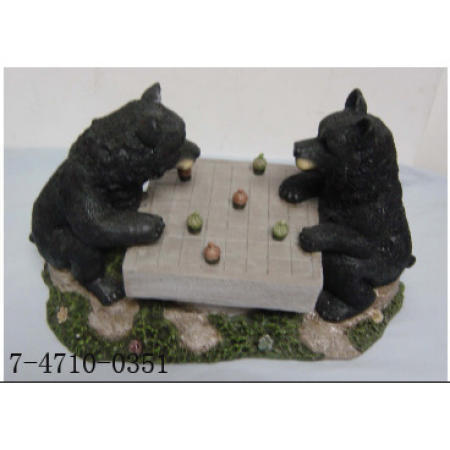 TWO BEARS PLAY CHESS