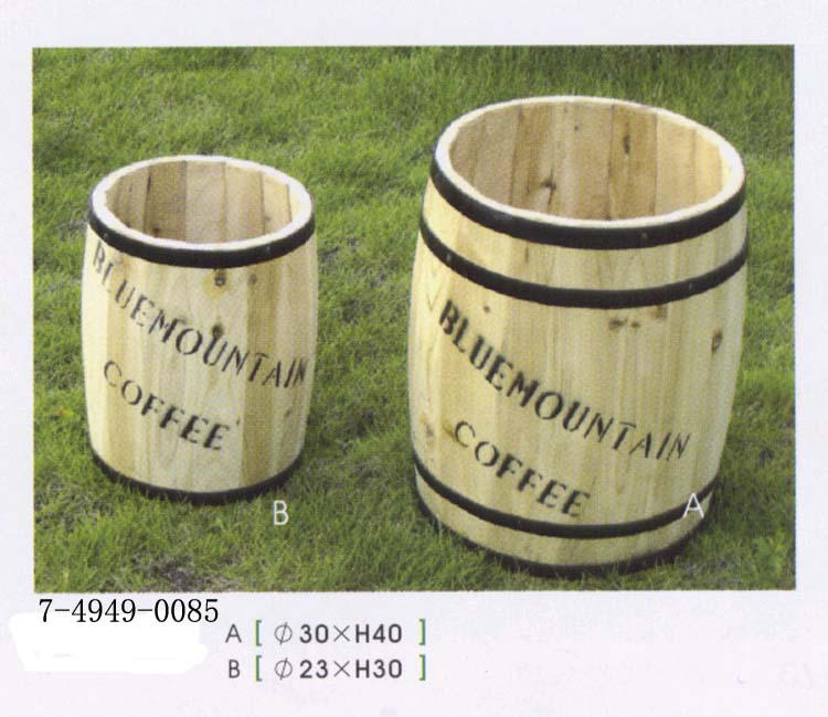 WOODEN CASK (VITRINE BOIS)