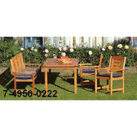 TABLE WITH CHAIR SET (SET DE TABLE AVEC CHAISE)