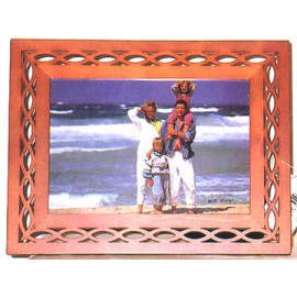 CYPRESS WOOD PHOTO FRAME (CYPRESS BOIS CADRE PHOTO)