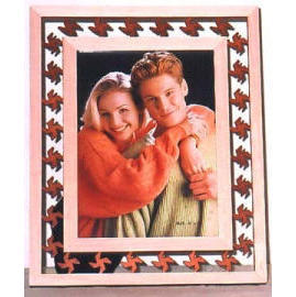 CYPRESS WOOD PHOTO FRAME (CYPRESS BOIS CADRE PHOTO)