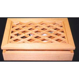 WOODEN BOX (BOITE EN BOIS)