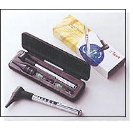 Instrulite with Mini-Otoscope Attachment (Instrulite mit Mini-Otoskop Attachment)