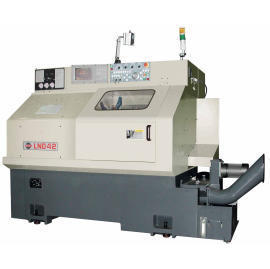CNC Automatic Lathe, CNC Automatic Turning Center, Turret tooling and Mitsubishi (Automatische CNC-Drehmaschine, CNC-Automatendrehen Center, Türmchen Werkzeug-un)