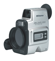 35mm Camera (Un appareil 35 mm)