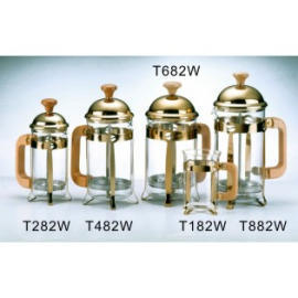 PATENTED Coffee/Tea maker (BREVETÉ Coffee / Tea maker)