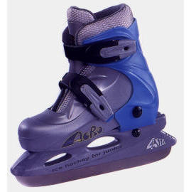 ADJUSTABLE ICE SKATE