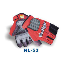 GLOVES (HANDSCHUHE)