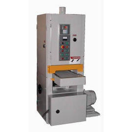 Wide belt sander (Ponceuse à bande large)