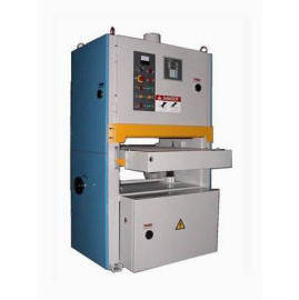 wide belt sander (Ponceuse à bande large)