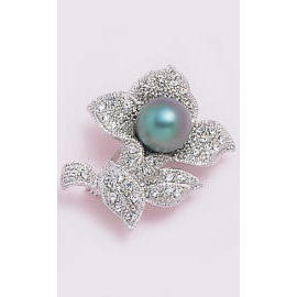 BROOCH