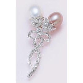 BROOCH