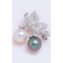 BROOCH