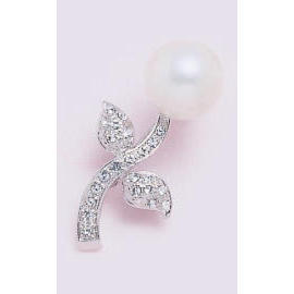 BROOCH