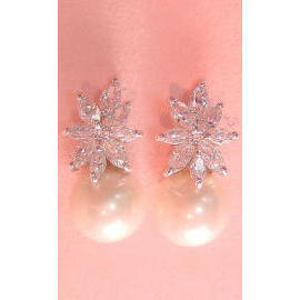 EARRING (СЕРЬГИ)