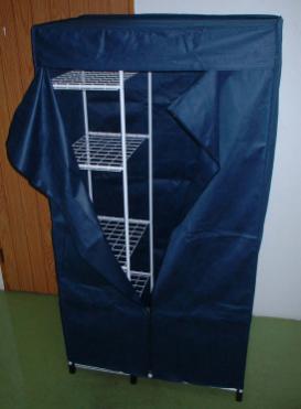 CLOTHES STORAGE &HANGER (CLOTHES & STOCKAGE DE SUSPENSION)